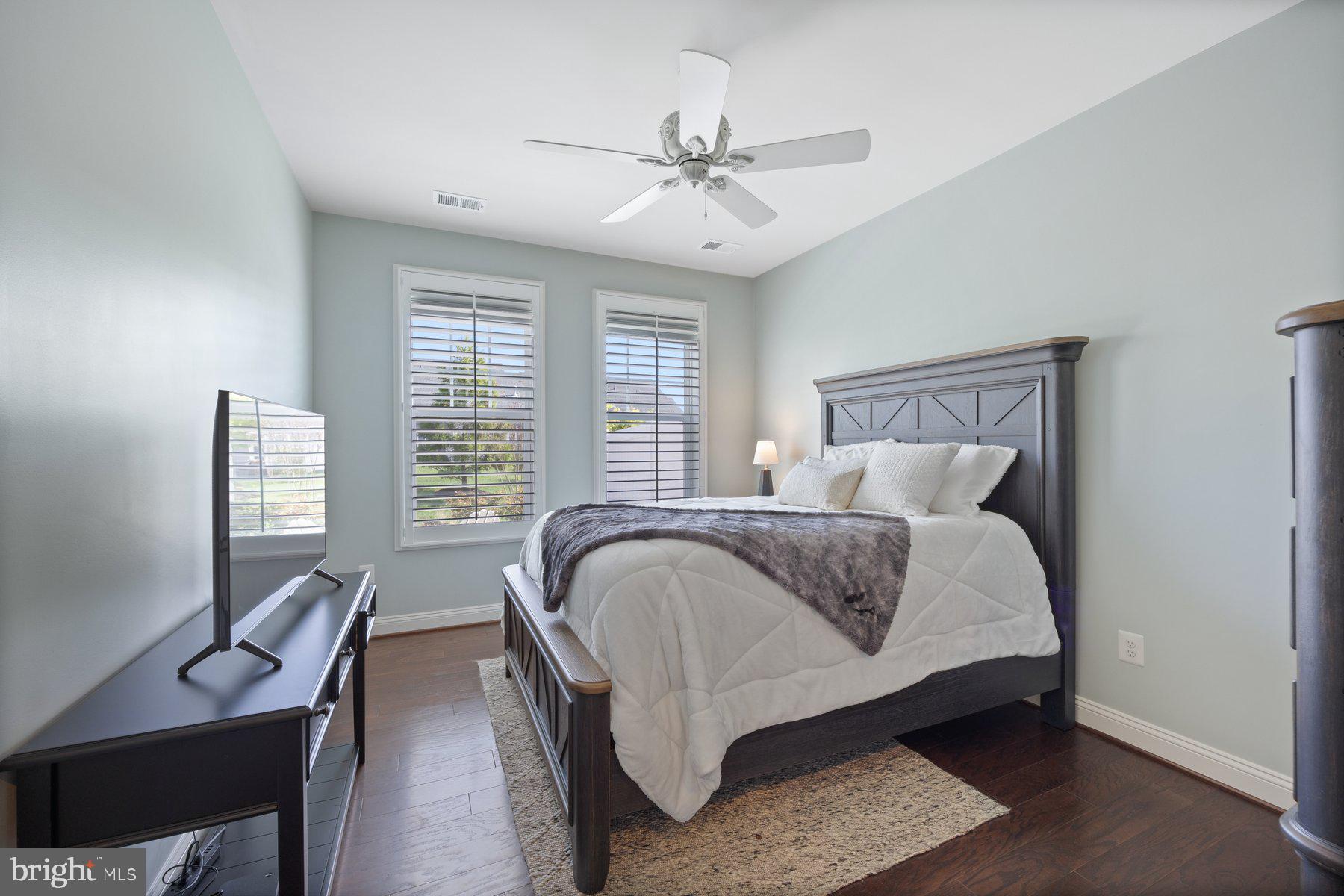 TWO RIVERS - Residential