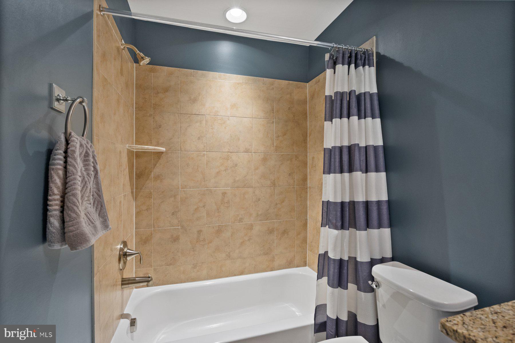 TWO RIVERS - Residential