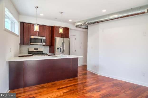 OLDE KENSINGTON - Residential Lease