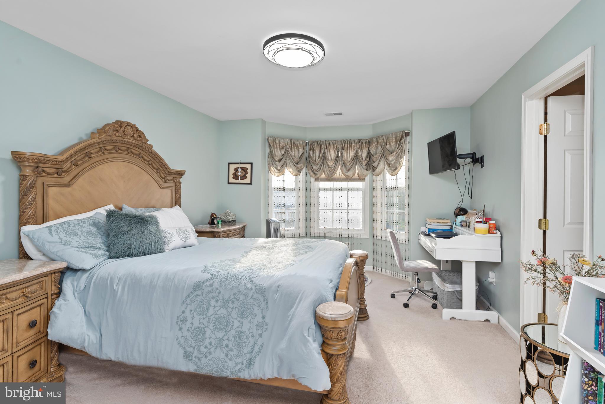 BELLA VISTA - Residential