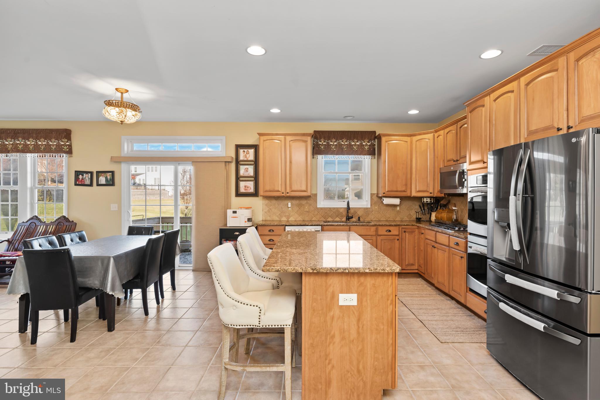 BELLA VISTA - Residential