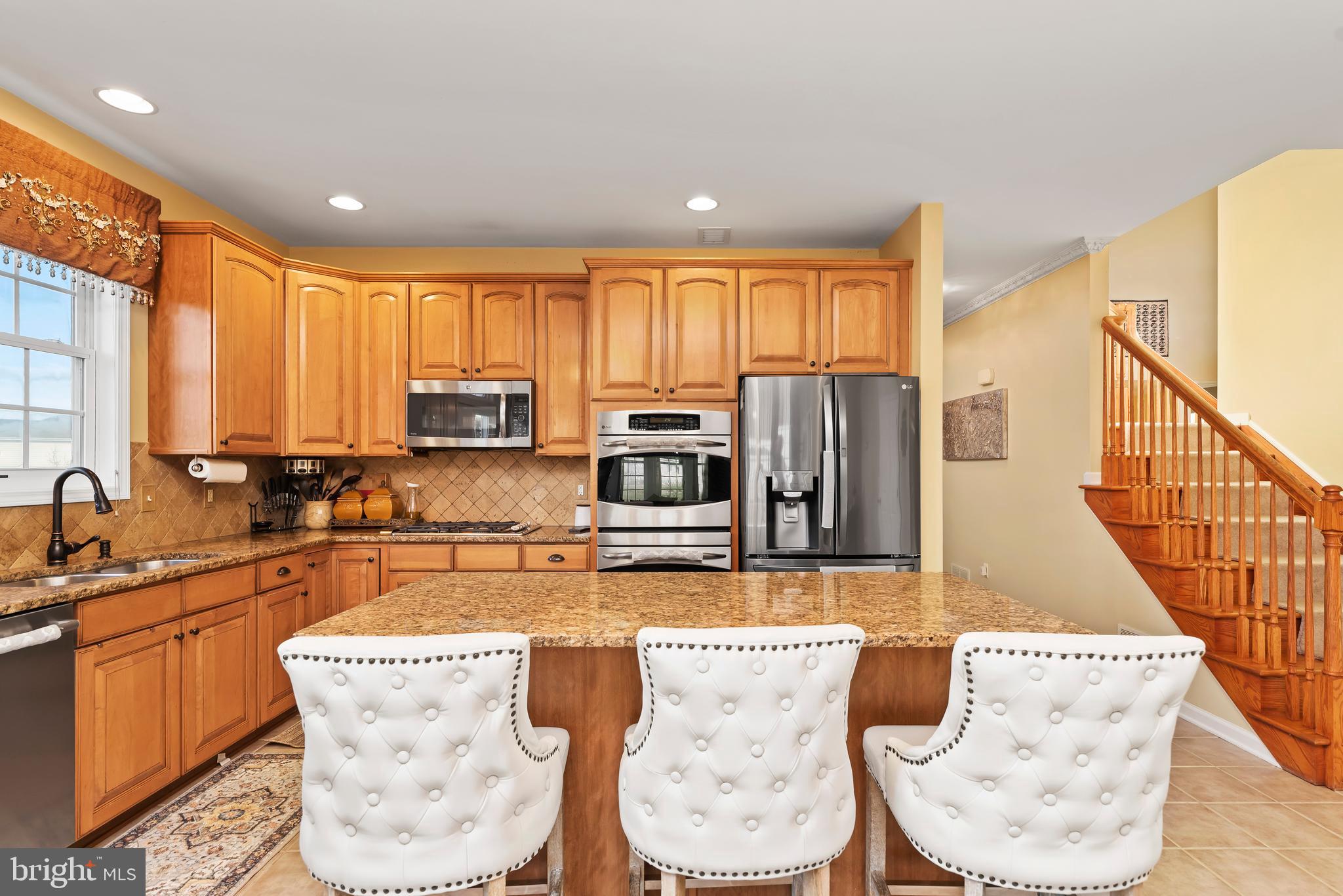 BELLA VISTA - Residential