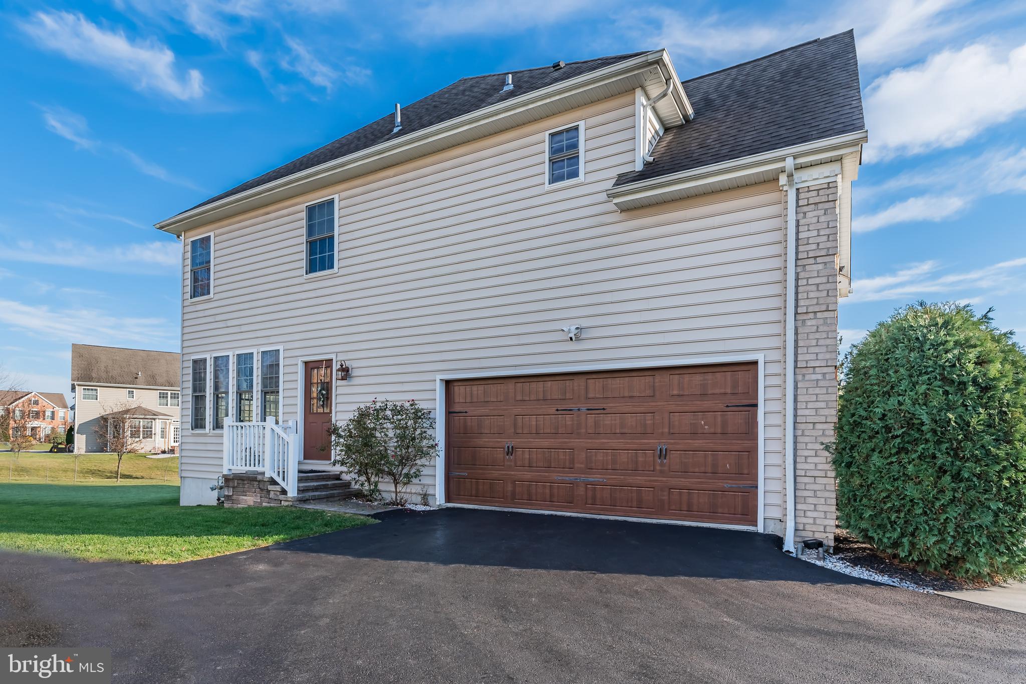 BELLA VISTA - Residential