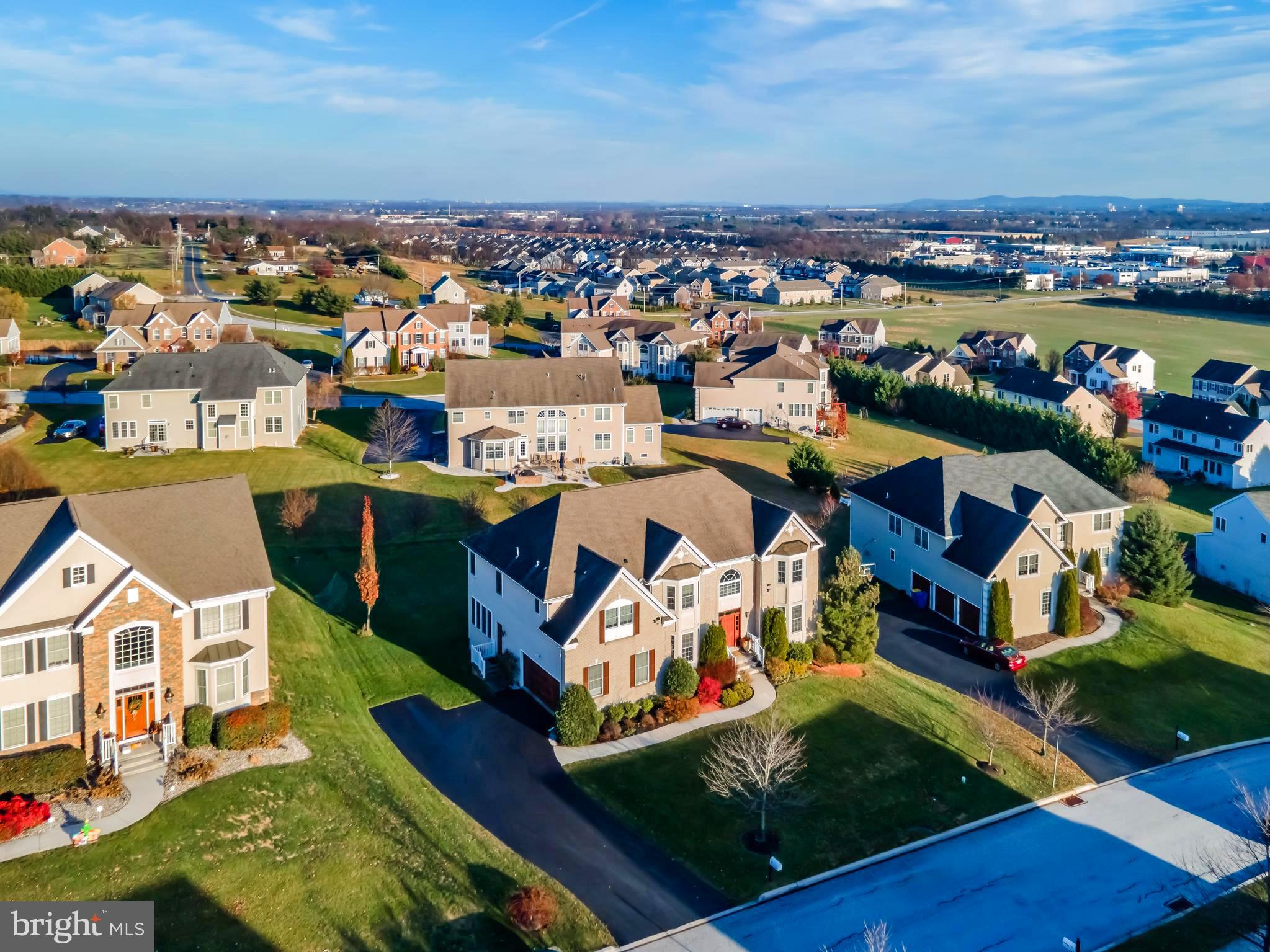 BELLA VISTA - Residential