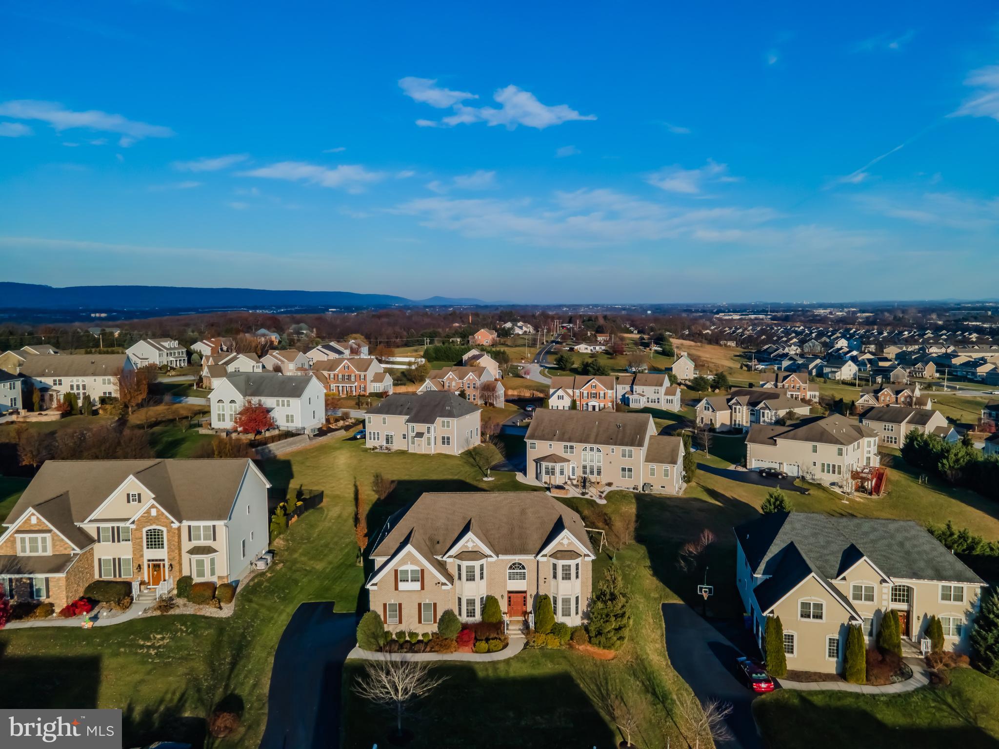 BELLA VISTA - Residential