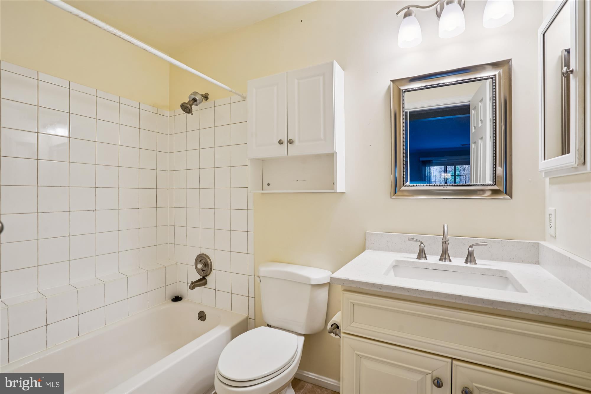 BRISTOL HOUSE - Residential