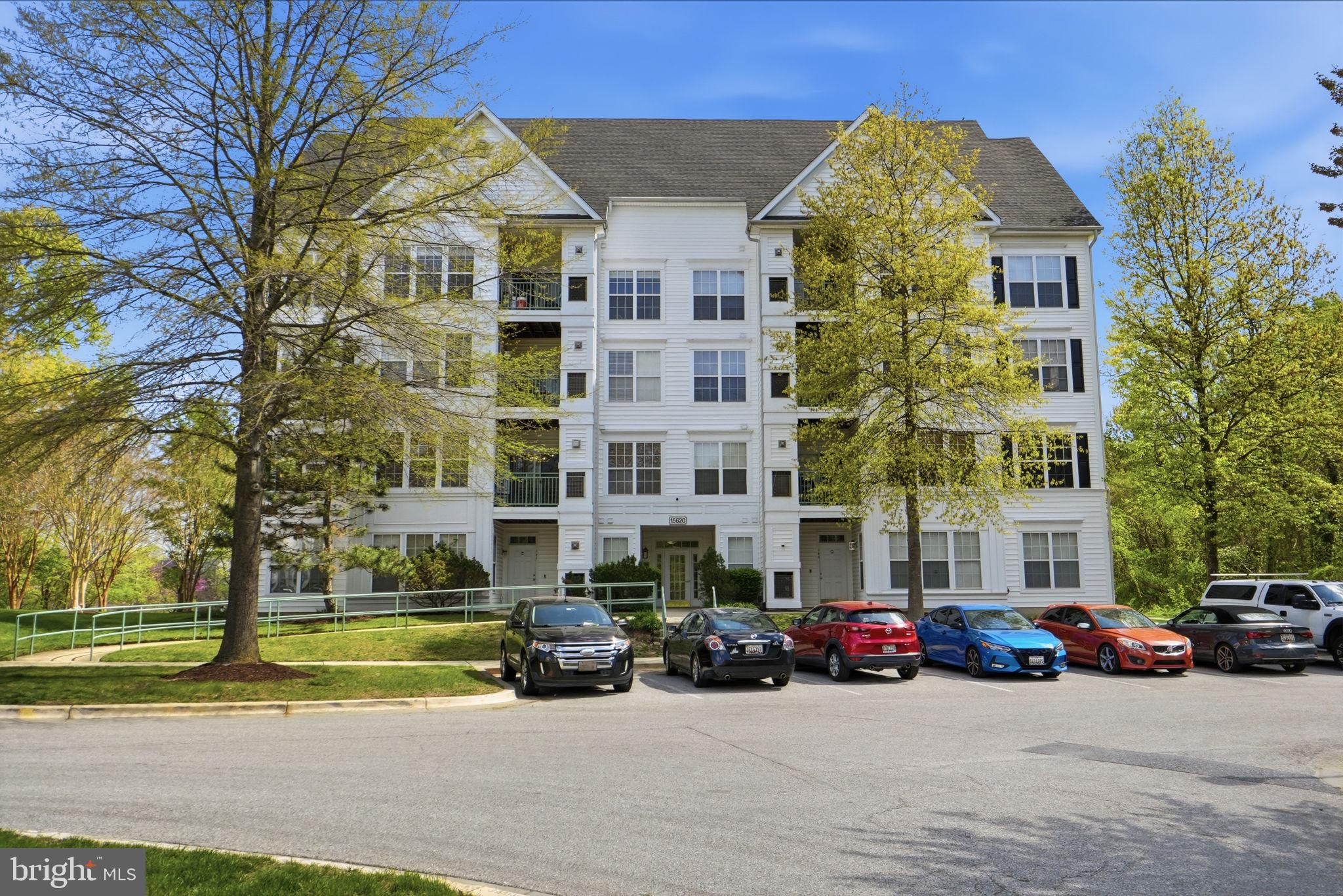 BOWIE TOWERS - Residential