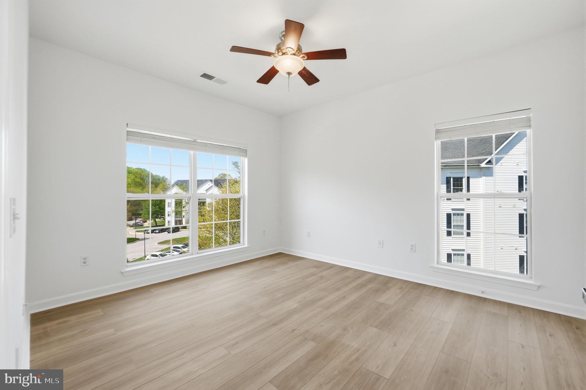 BOWIE TOWERS - Residential