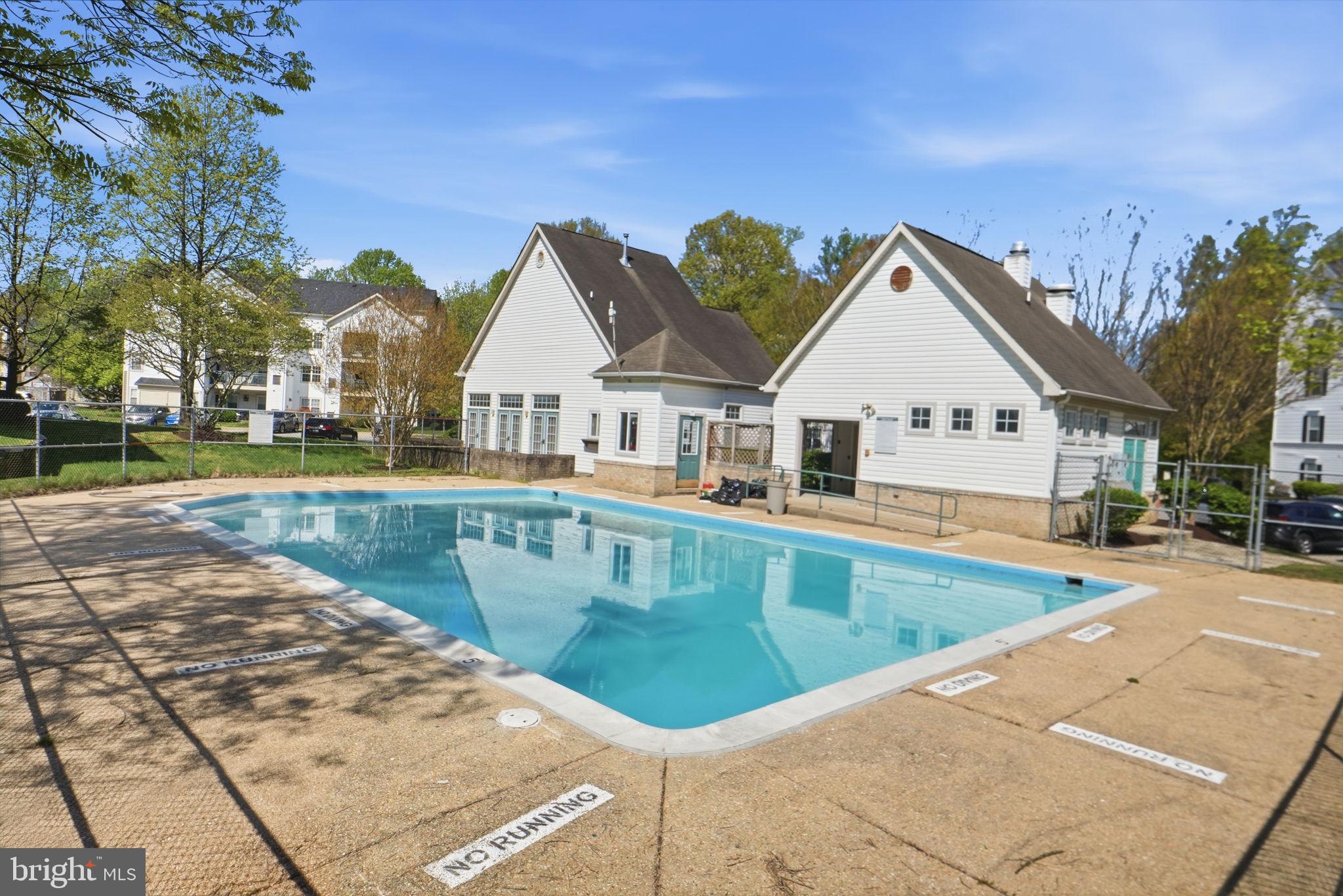 BOWIE TOWERS - Residential