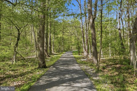 Tiny photo for 15620 Everglade Lane #401, BOWIE, MD 20716 (MLS # MDPG2199090)