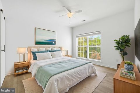 Tiny photo for 15620 Everglade Lane #401, BOWIE, MD 20716 (MLS # MDPG2199090)