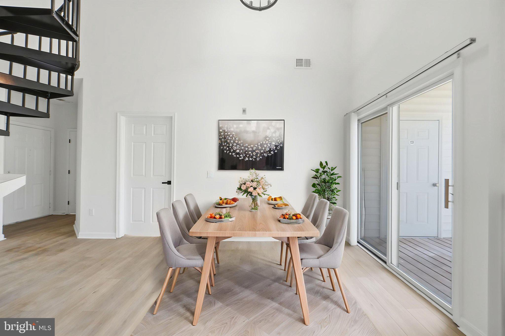 BOWIE TOWERS - Residential