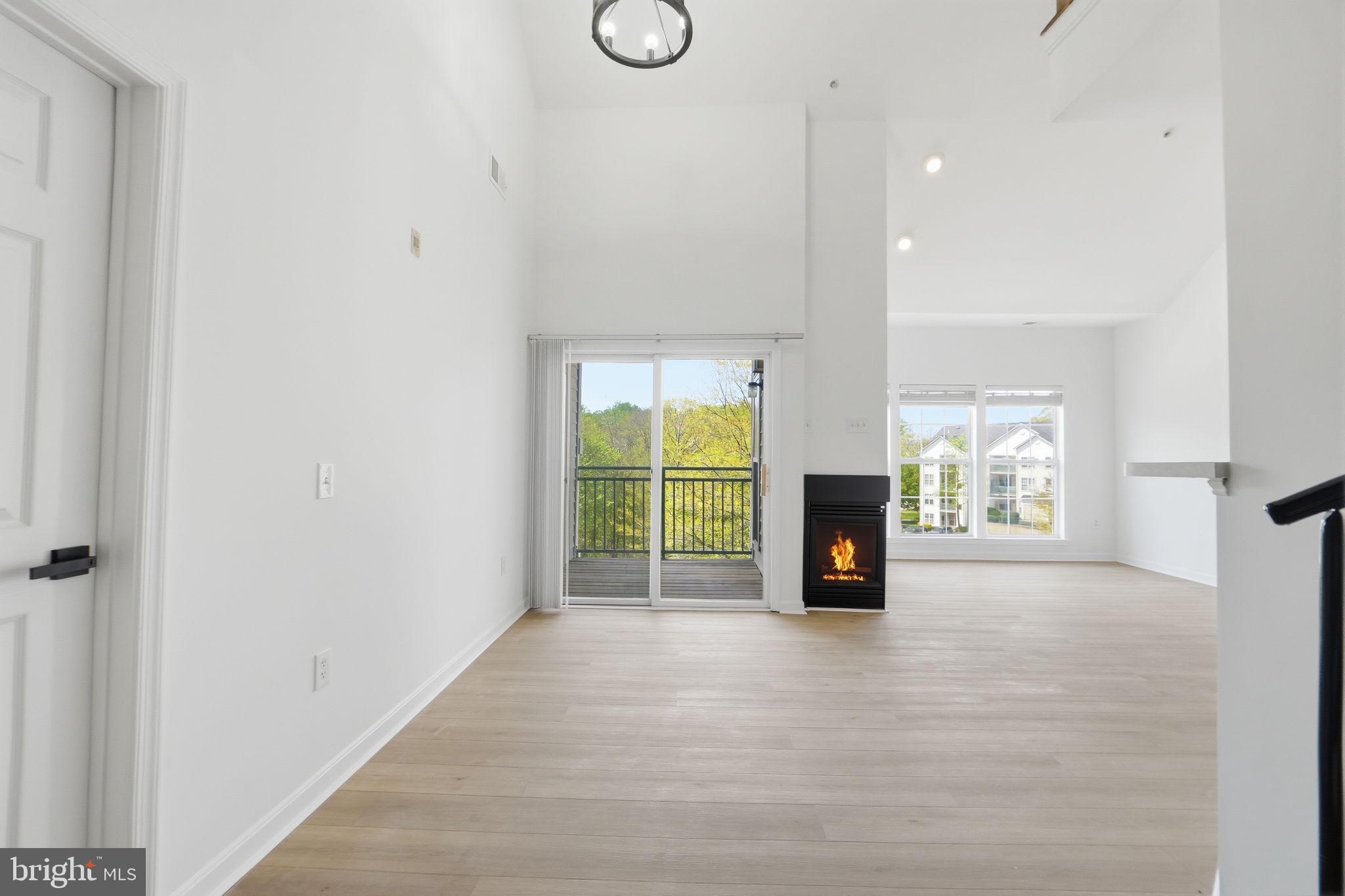 BOWIE TOWERS - Residential