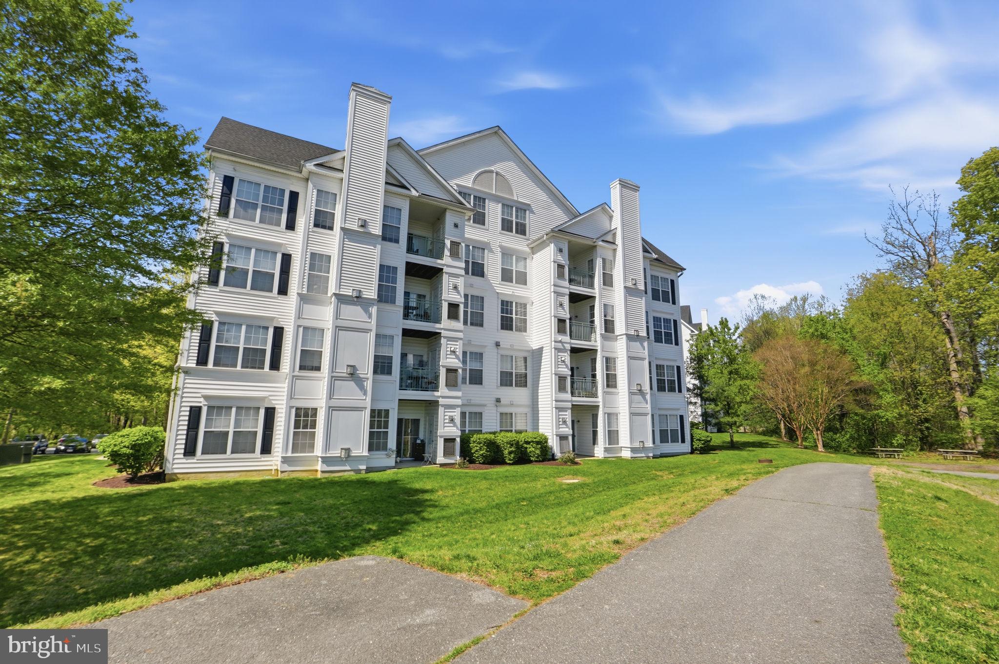 BOWIE TOWERS - Residential