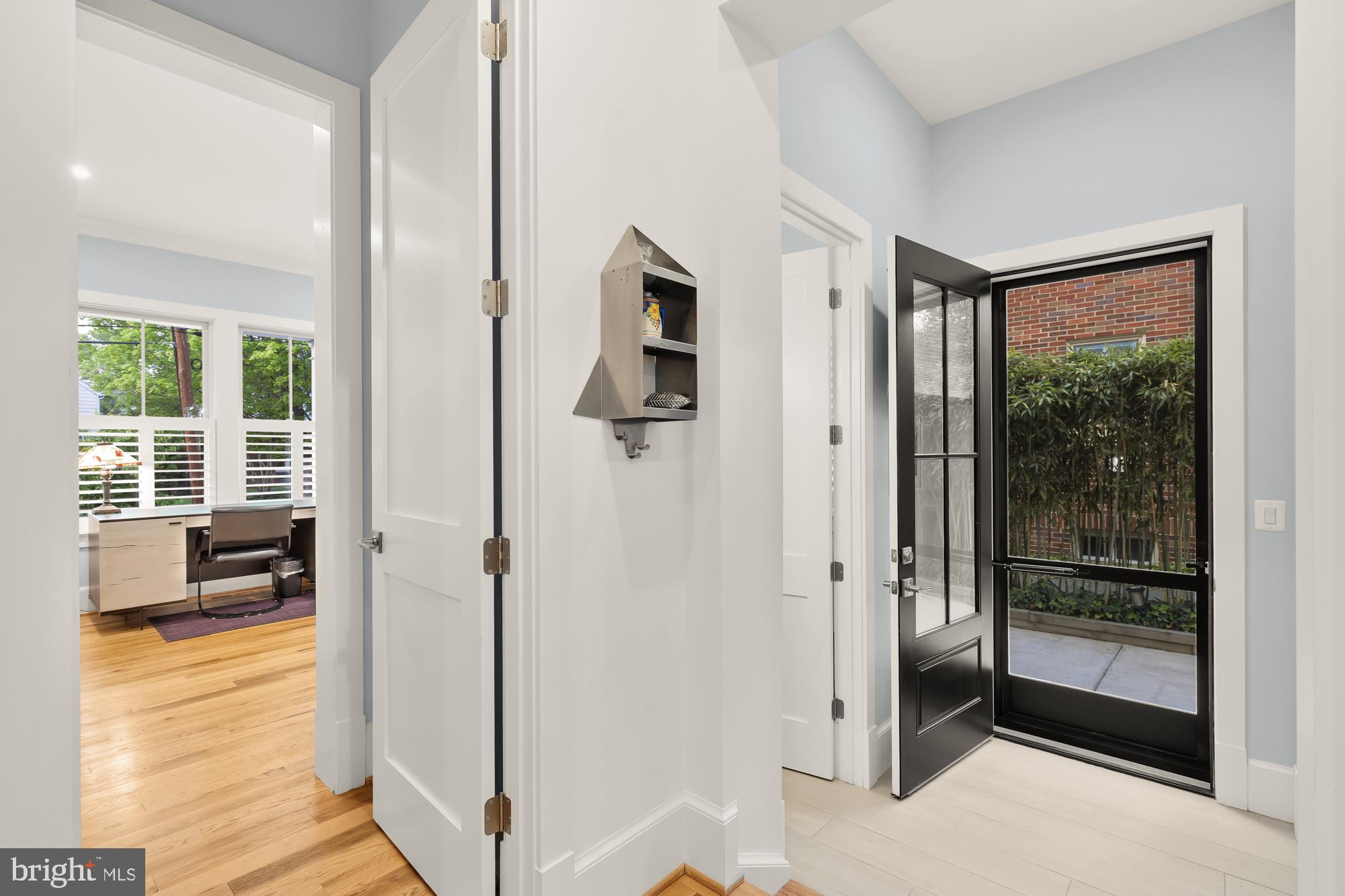 CHEVY CHASE - Residential