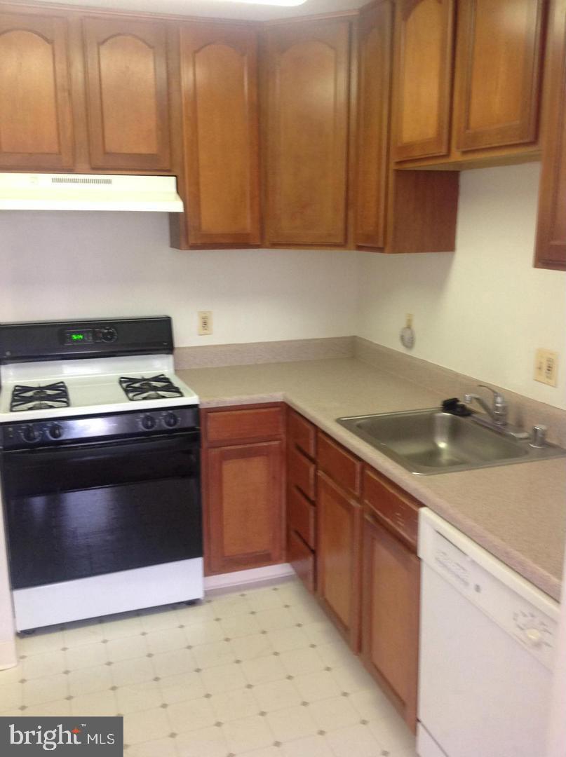 1631 GAINESVILLE STREET SE 301