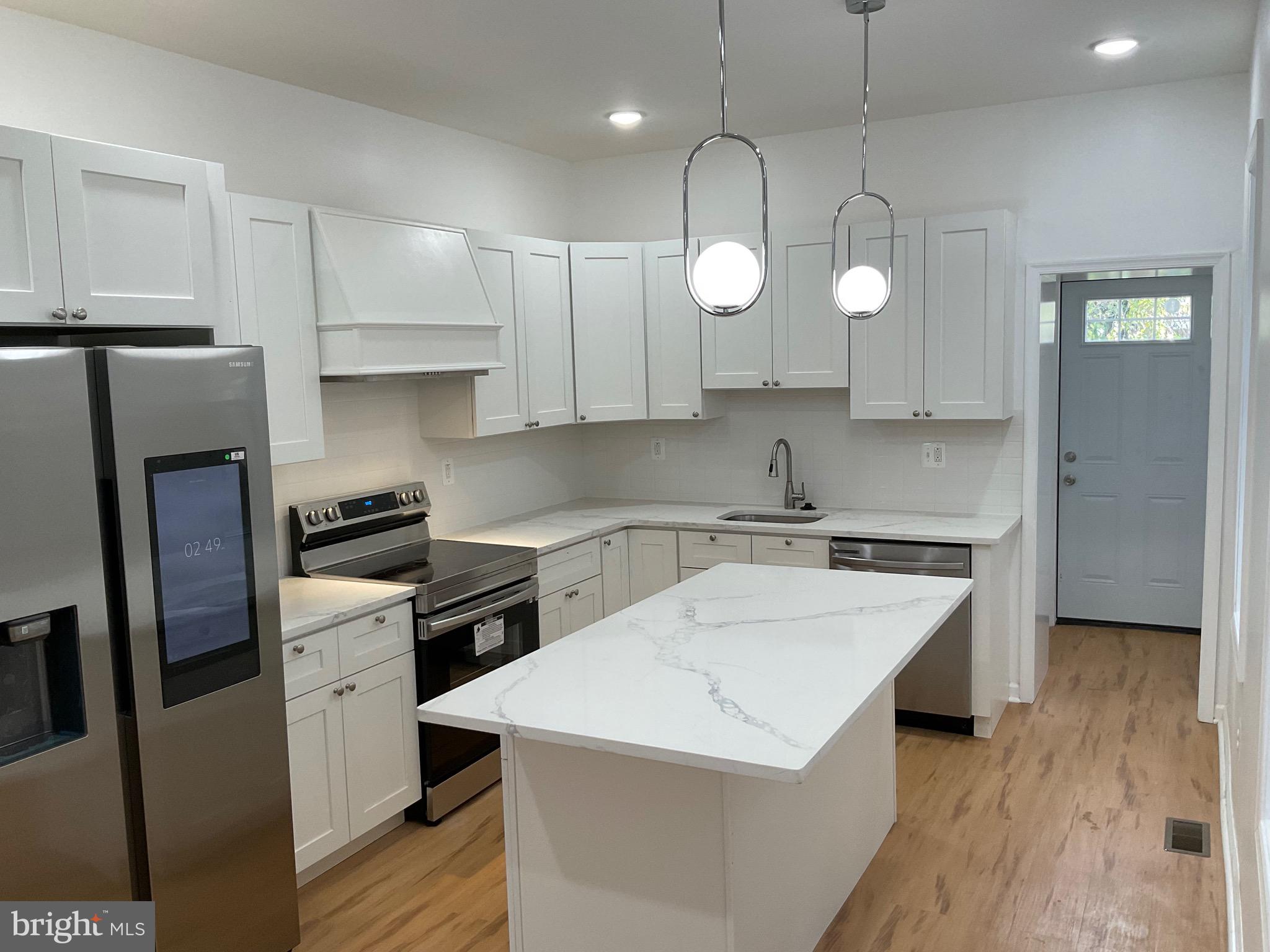 PHILADELPHIA (NORTHWEST) - Residential