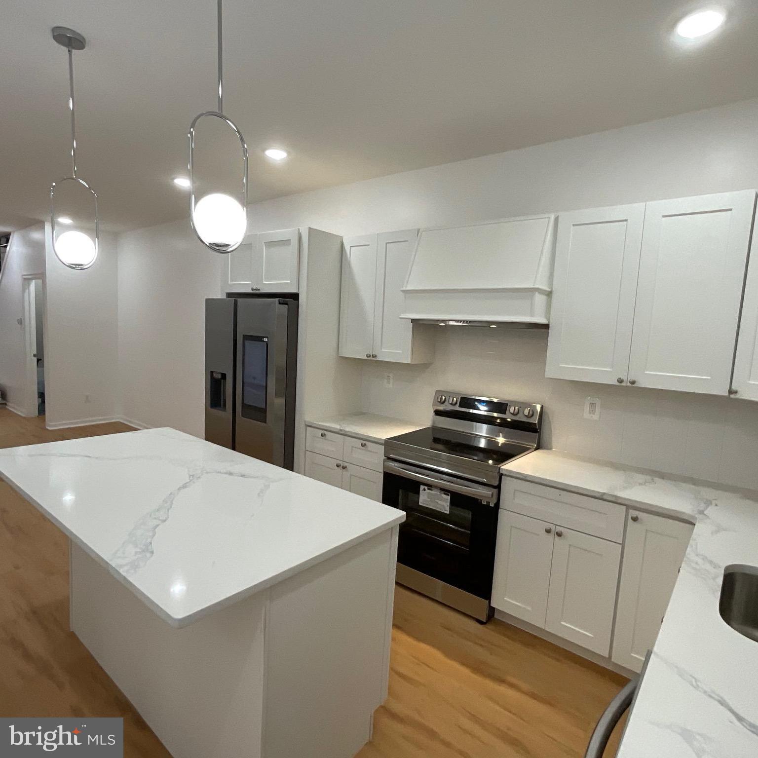 PHILADELPHIA (NORTHWEST) - Residential