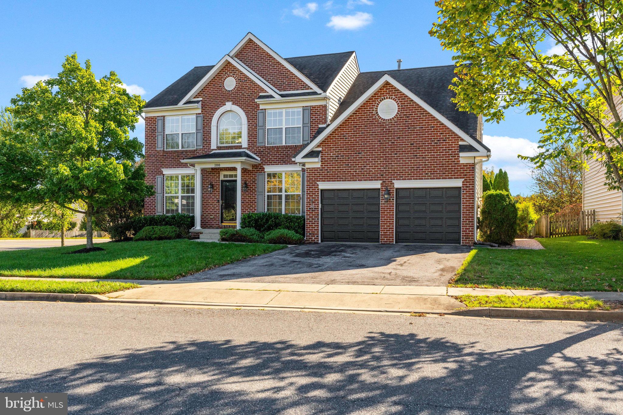 100 SUNLIGHT DRIVE