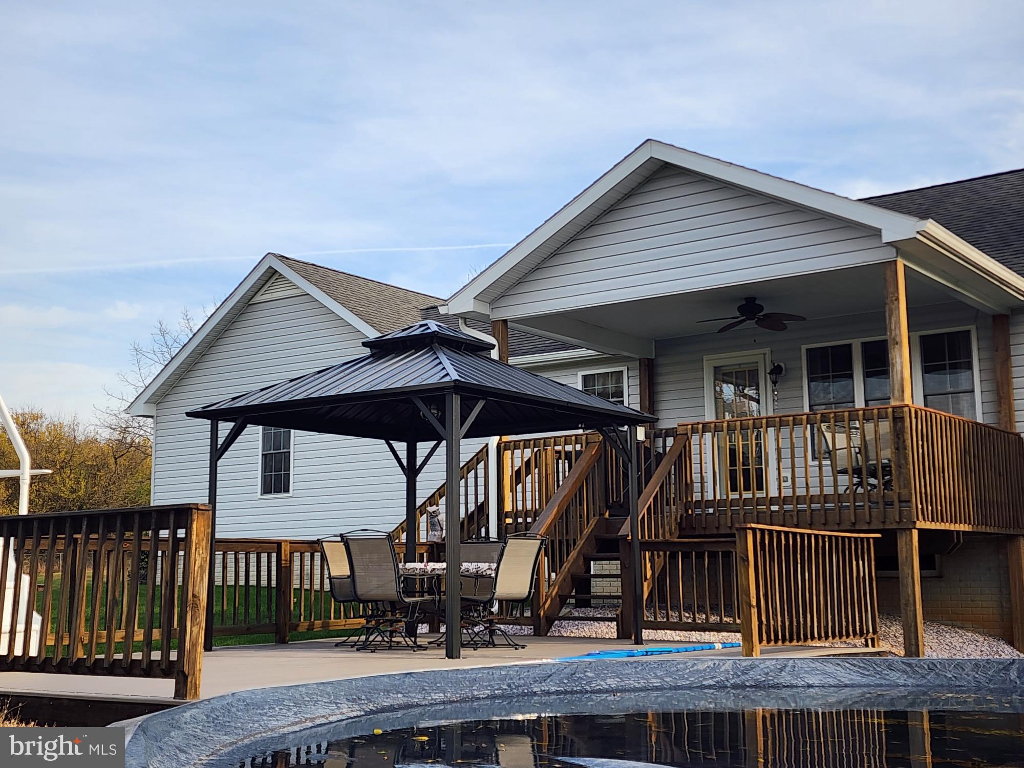 FORT HILL FARMS - Residential