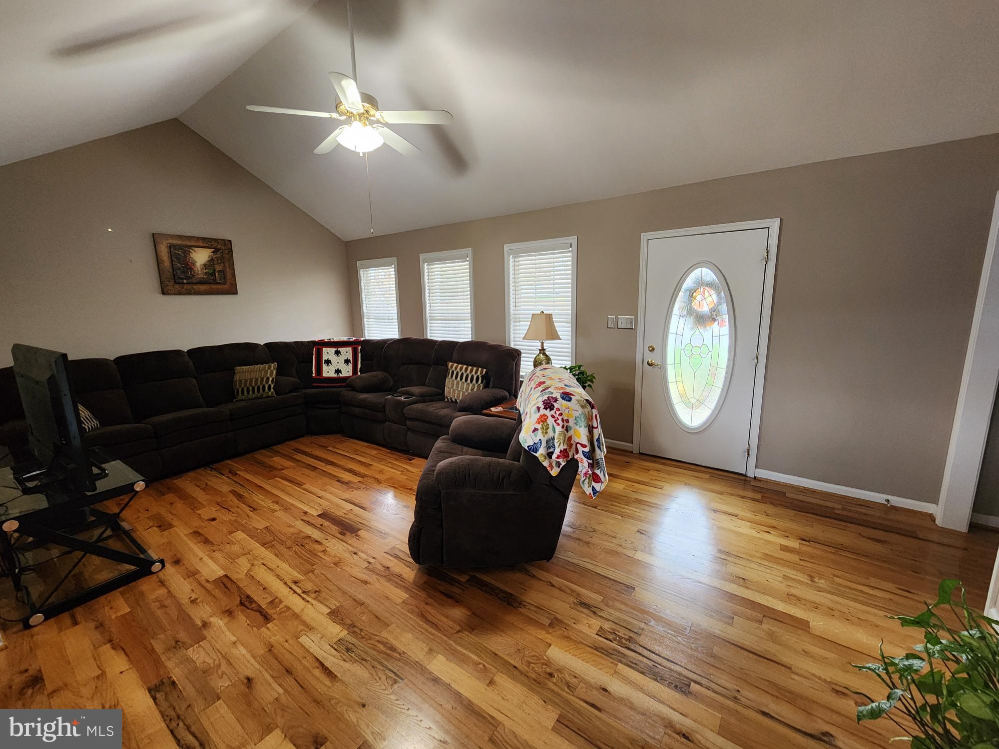 FORT HILL FARMS - Residential