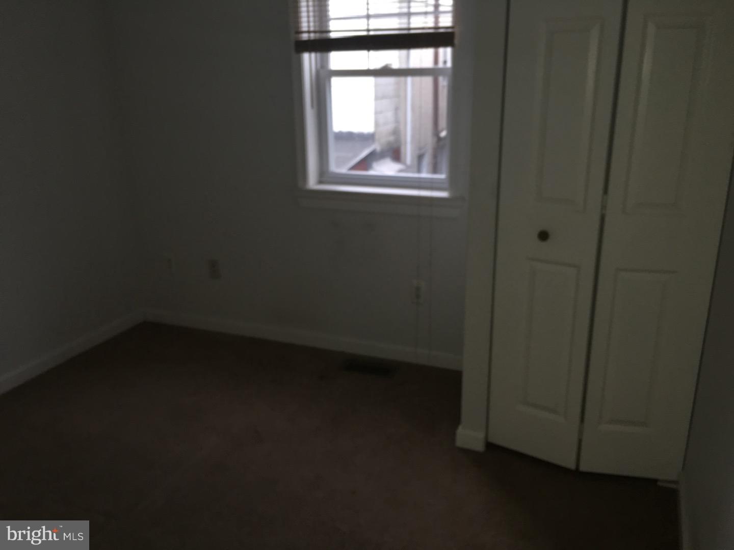 POINT BREEZE - Residential Lease