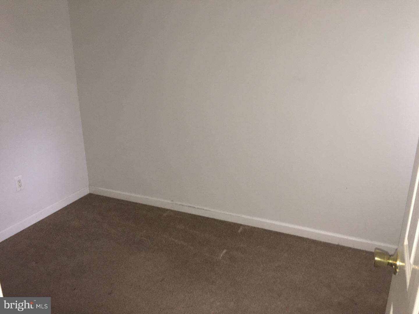 POINT BREEZE - Residential Lease