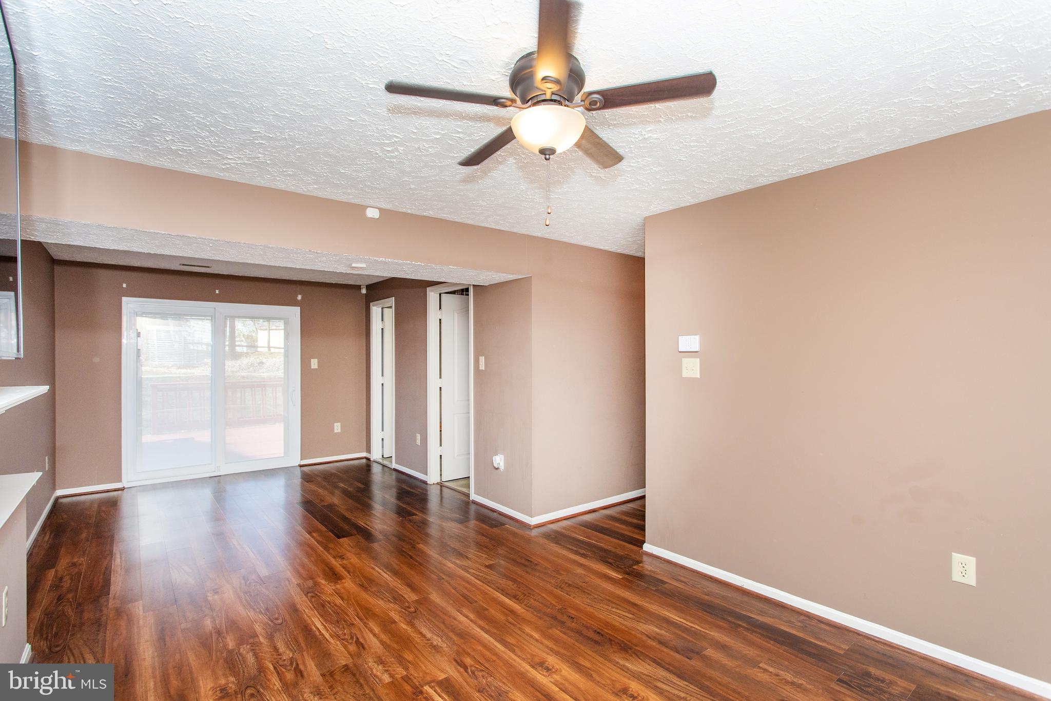 DORCHESTER - ST. CHARLES - Residential