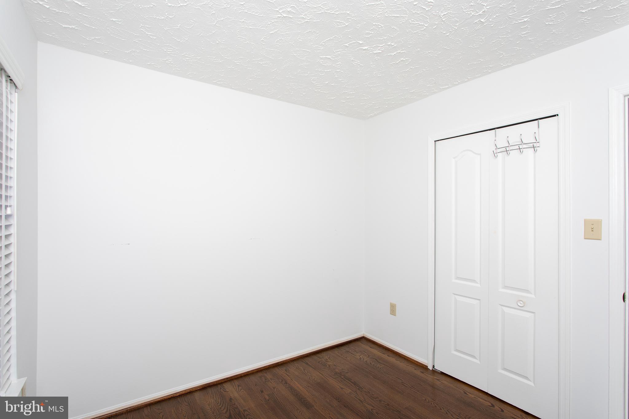 DORCHESTER - ST. CHARLES - Residential