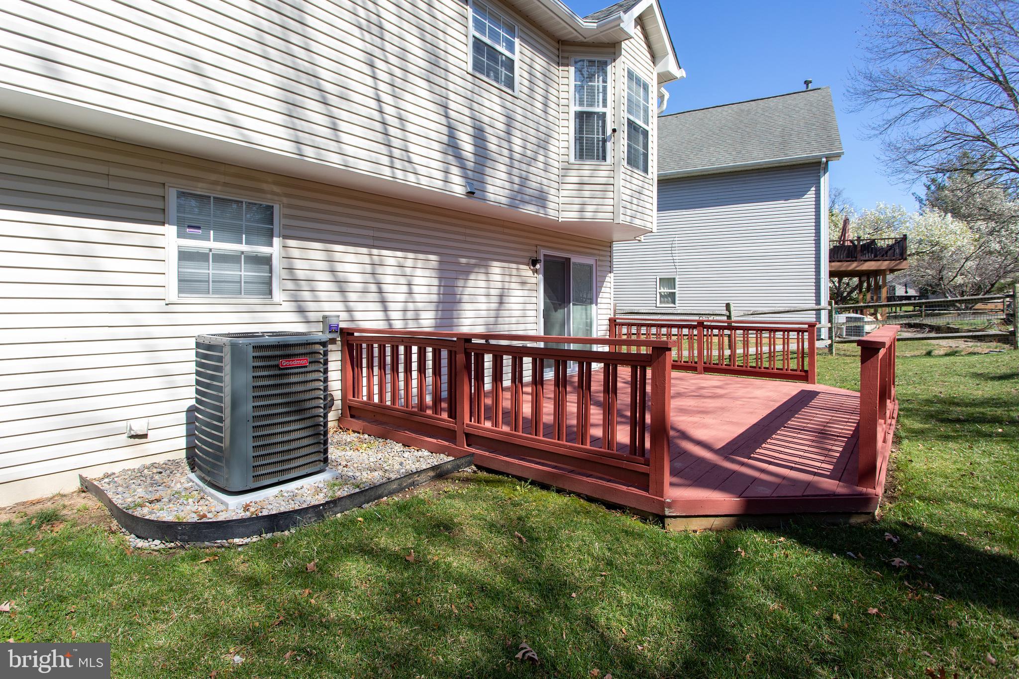 DORCHESTER - ST. CHARLES - Residential