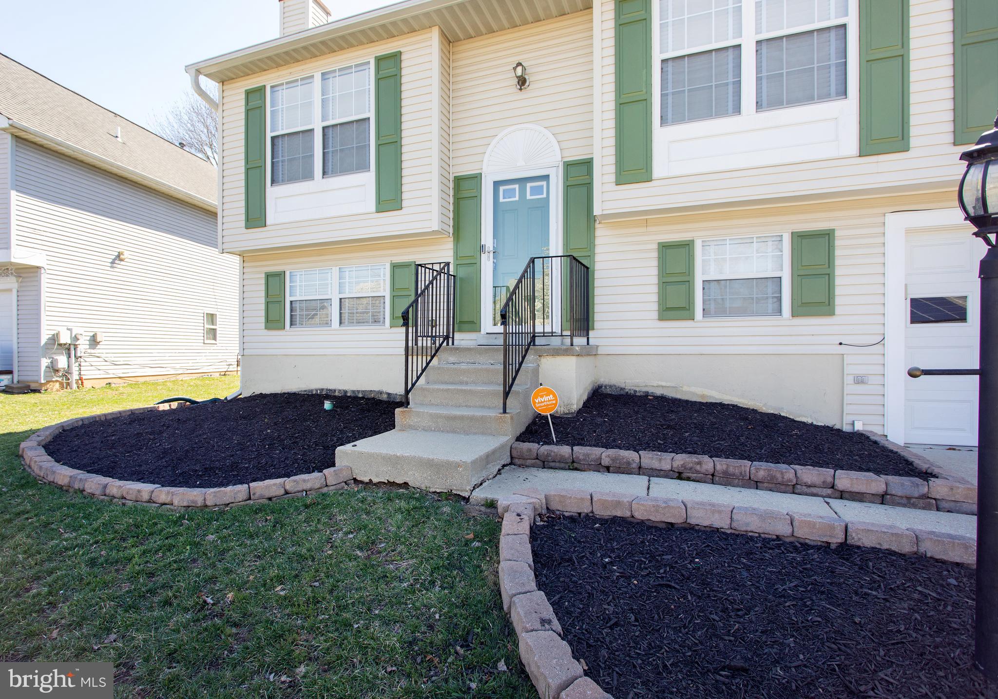 DORCHESTER - ST. CHARLES - Residential