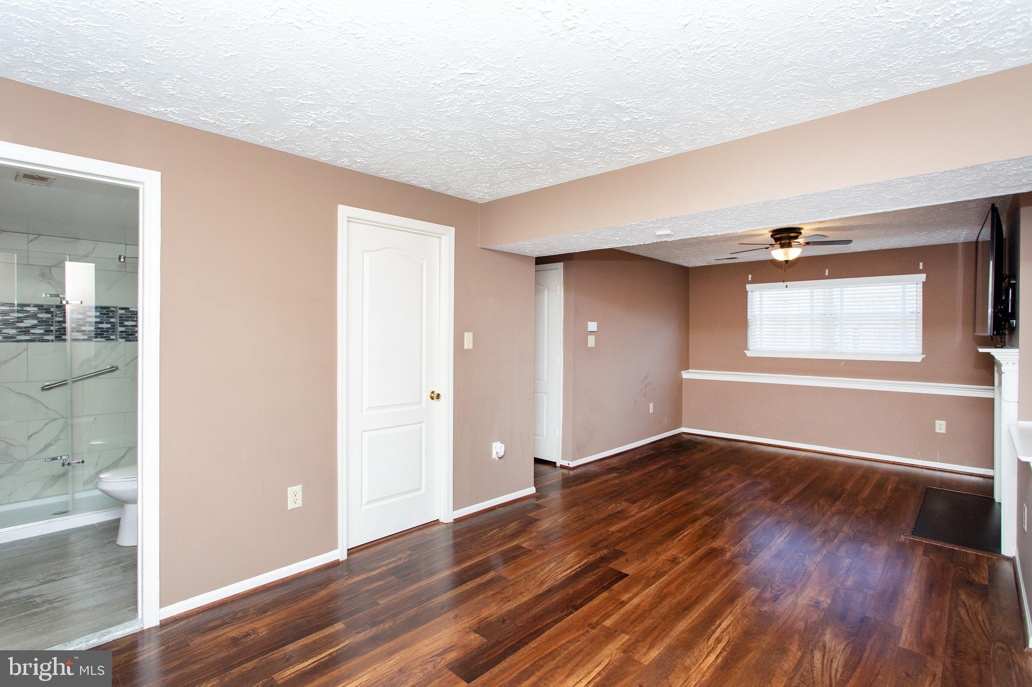 DORCHESTER - ST. CHARLES - Residential