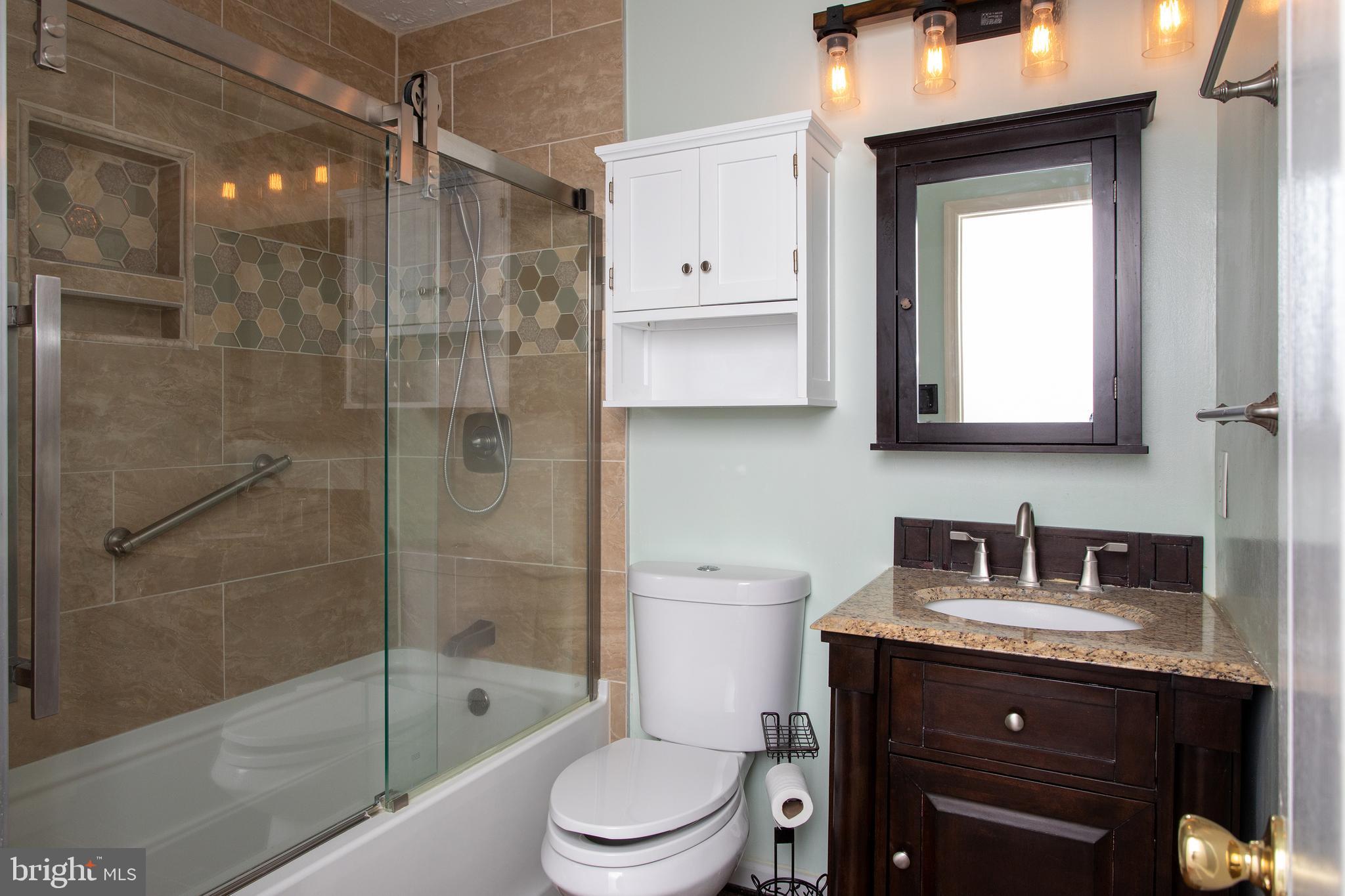 DORCHESTER - ST. CHARLES - Residential