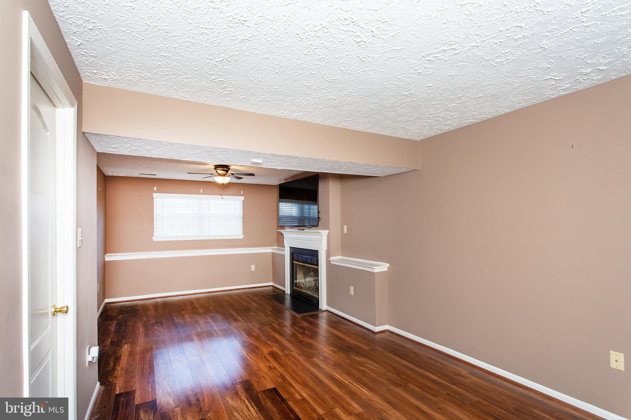 DORCHESTER - ST. CHARLES - Residential