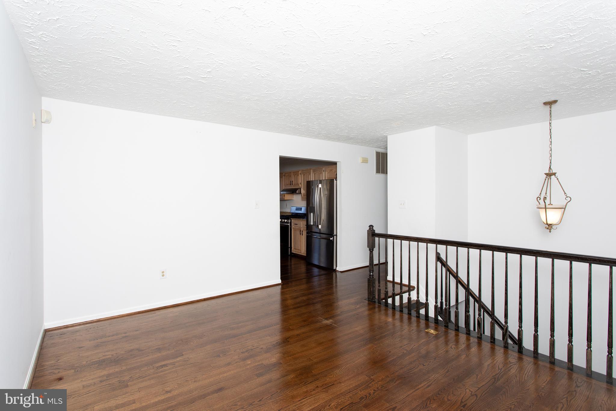 DORCHESTER - ST. CHARLES - Residential