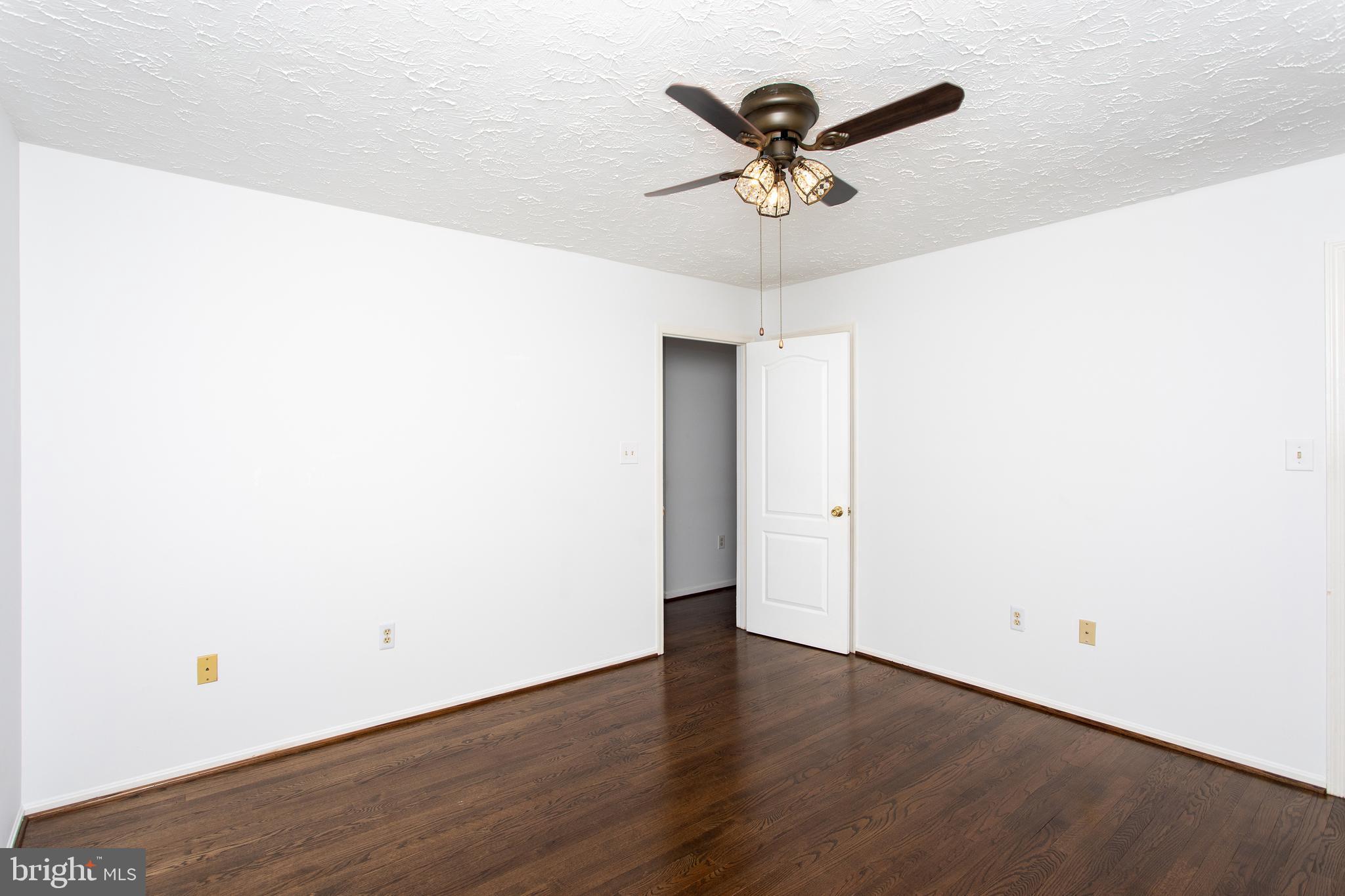 DORCHESTER - ST. CHARLES - Residential