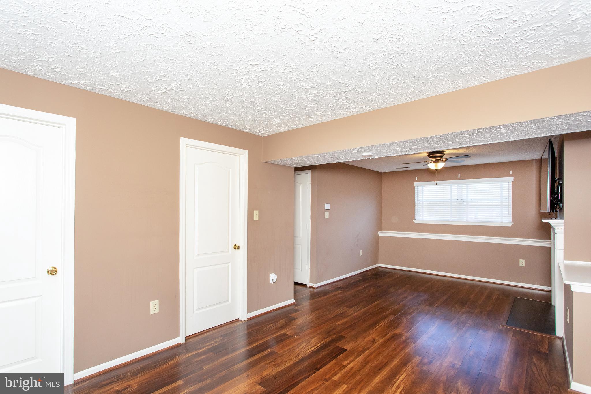 DORCHESTER - ST. CHARLES - Residential