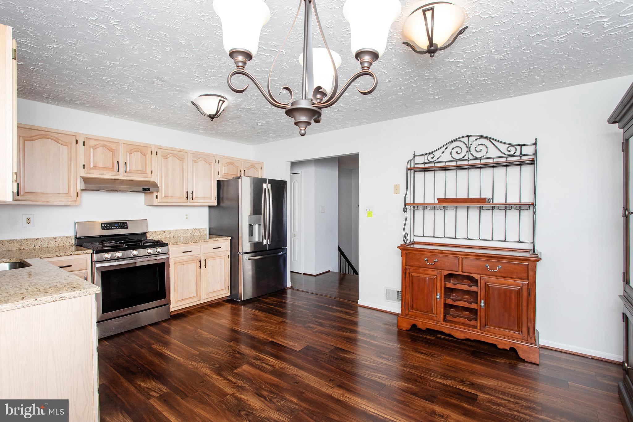 DORCHESTER - ST. CHARLES - Residential