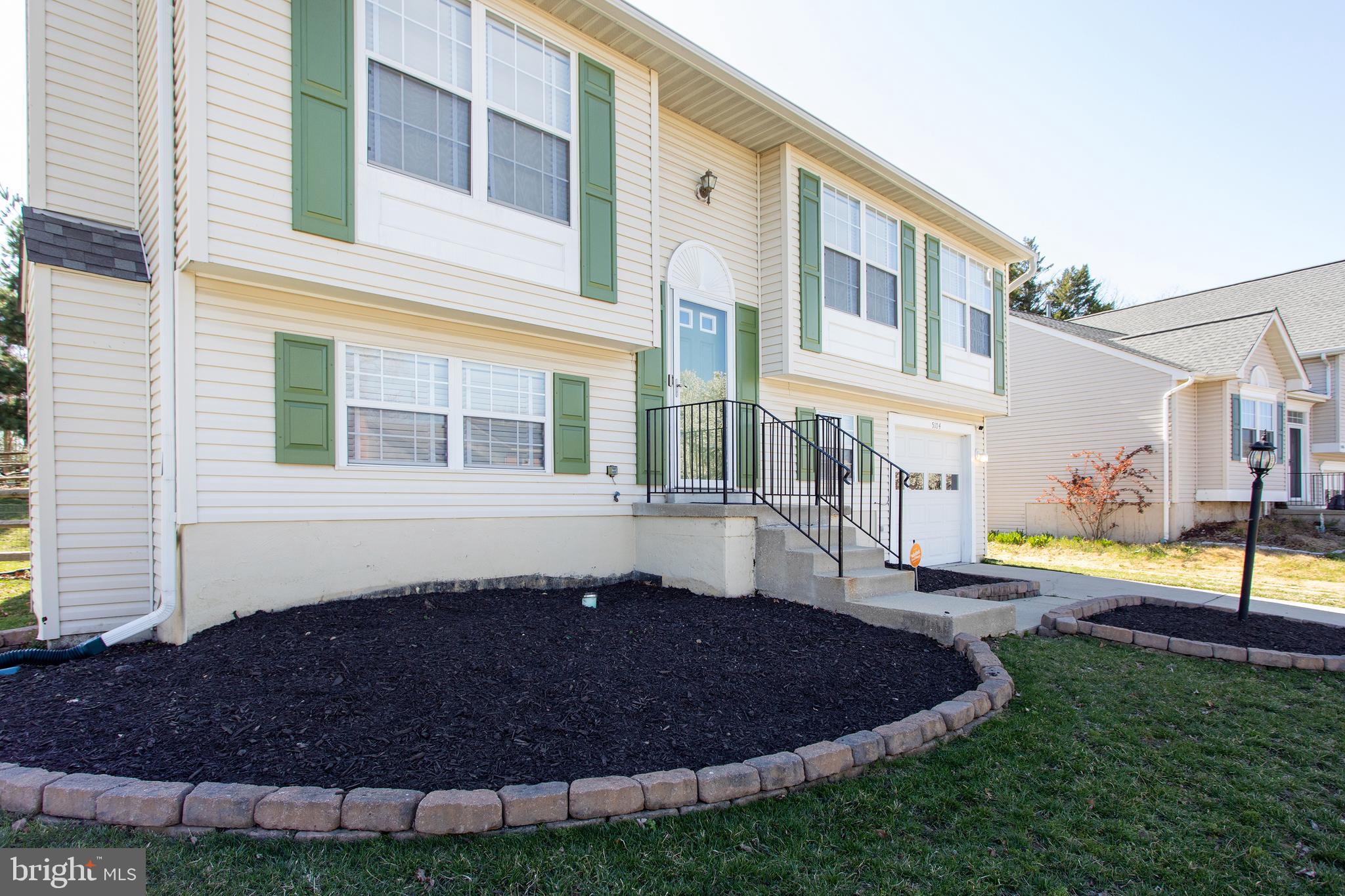 DORCHESTER - ST. CHARLES - Residential