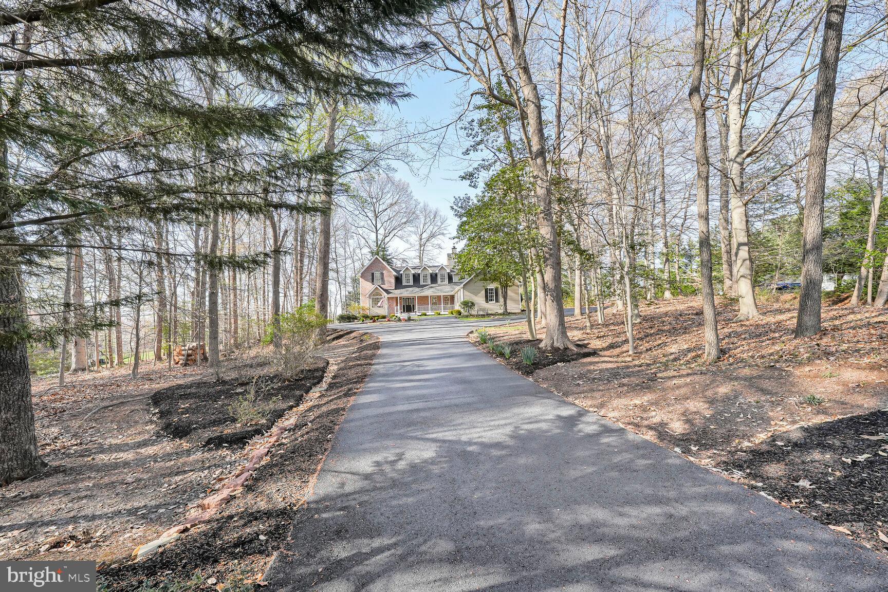 CANTERBURY WOODS - Residential