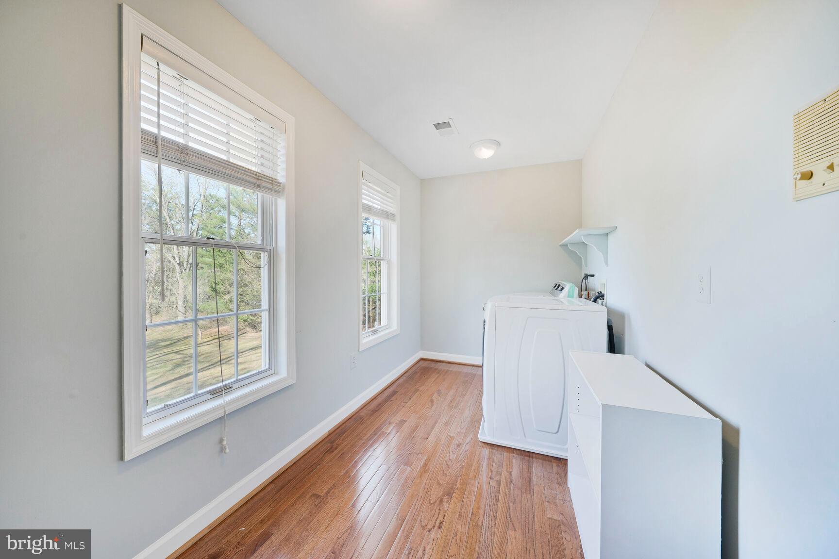 CANTERBURY WOODS - Residential