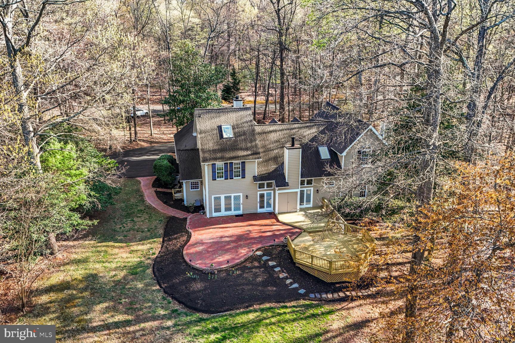 CANTERBURY WOODS - Residential