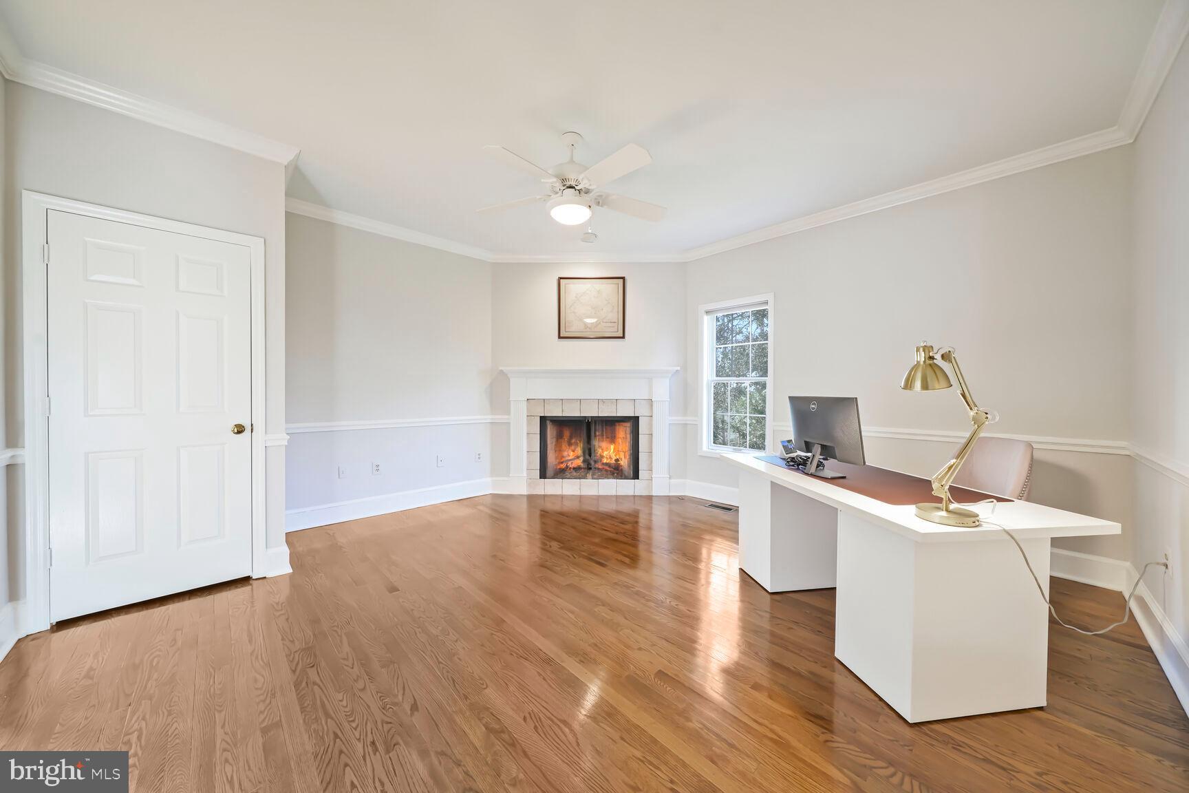 CANTERBURY WOODS - Residential