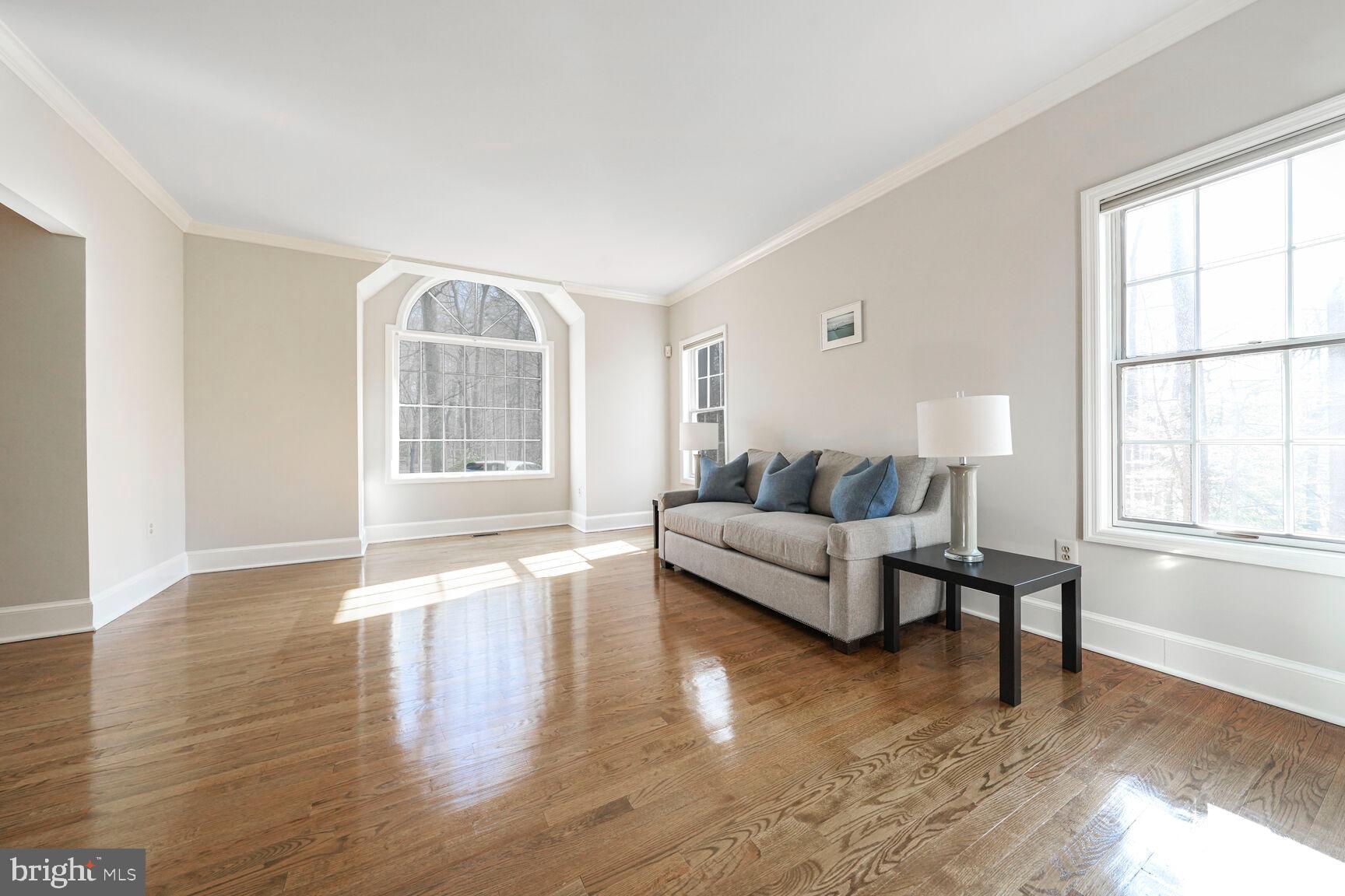 CANTERBURY WOODS - Residential