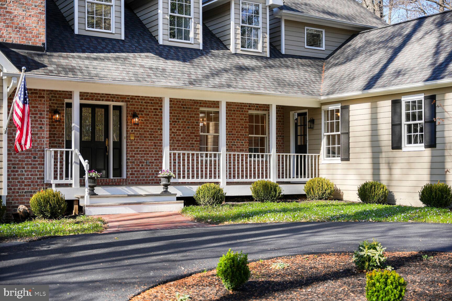 CANTERBURY WOODS - Residential