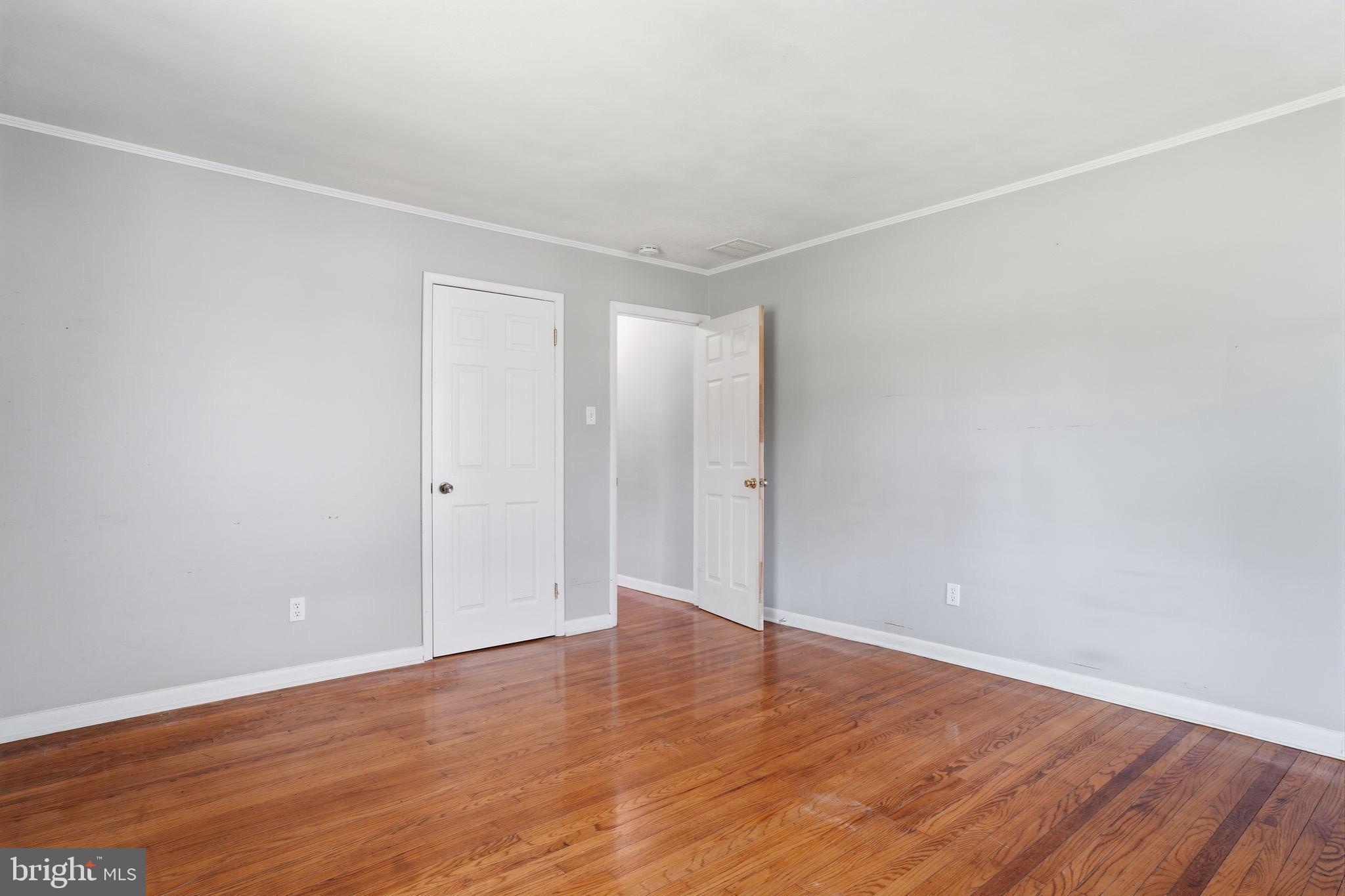 LANGHORNE MANOR - Residential