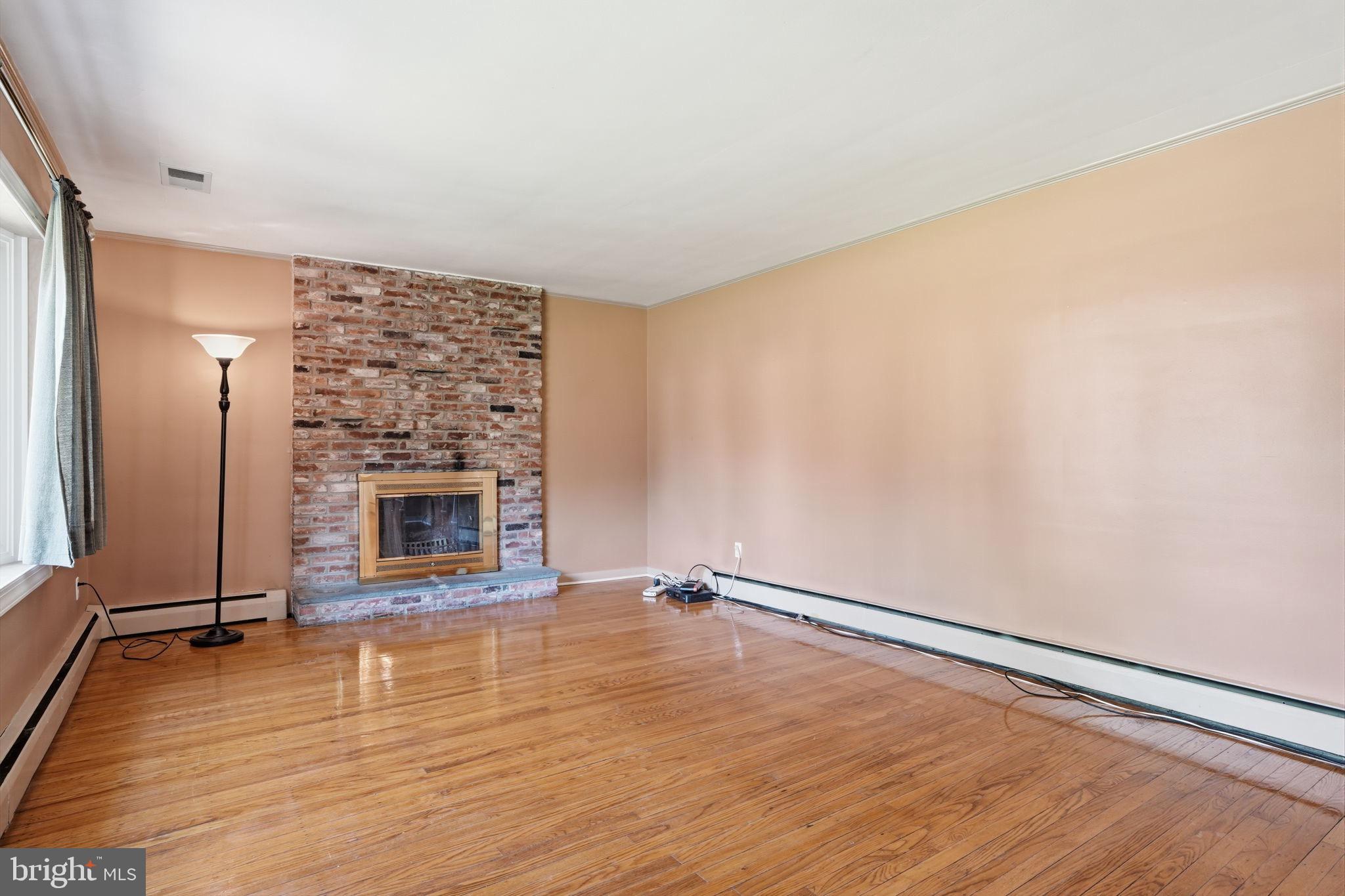 LANGHORNE MANOR - Residential