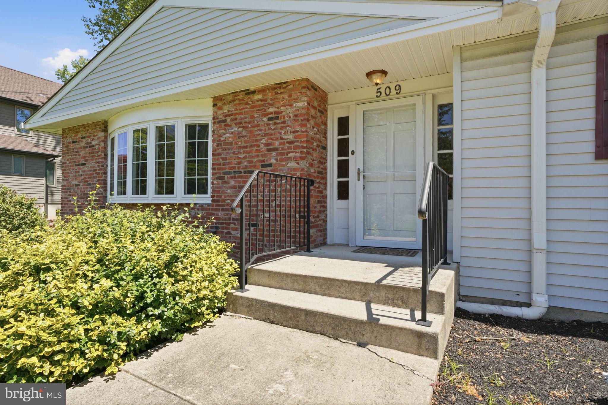 LANGHORNE MANOR - Residential