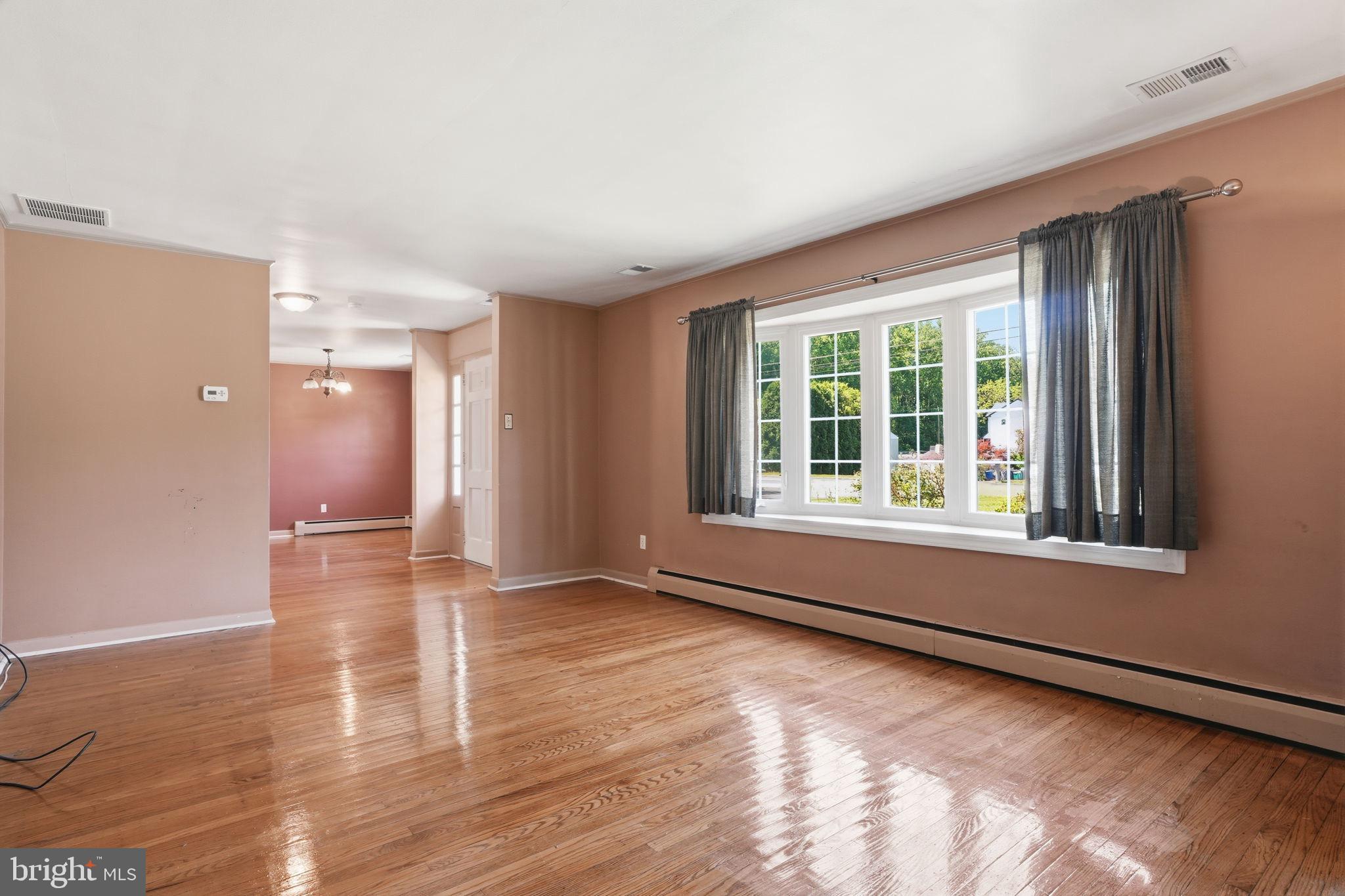 LANGHORNE MANOR - Residential