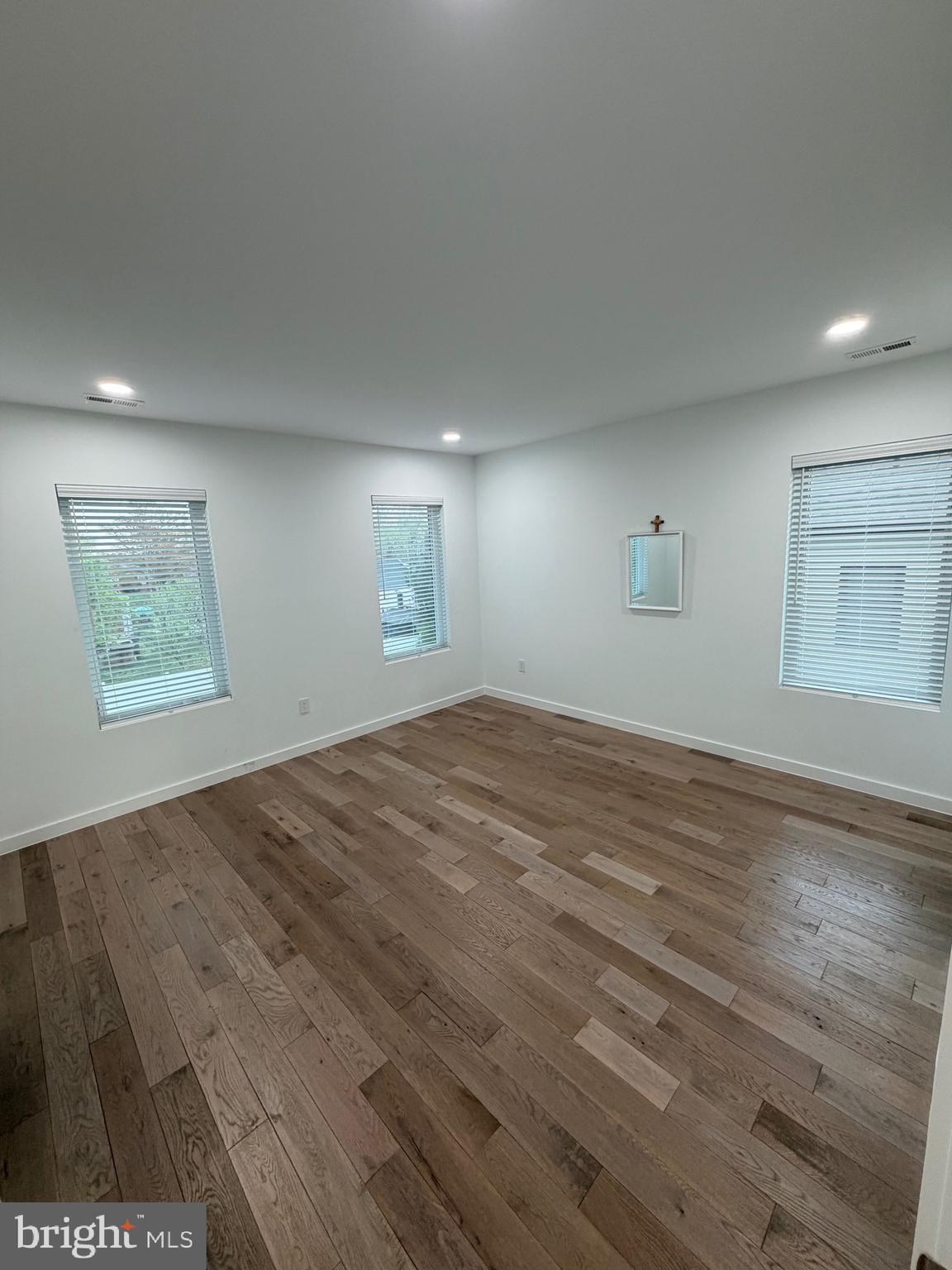 PIMMIT HILLS - Residential